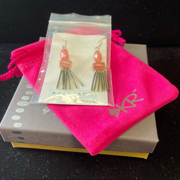 SOLD Silpada Sweet Pea Earrings KRW0053 - Picture 2 of 3